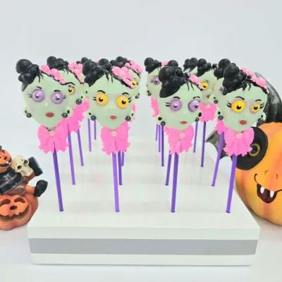 Halloween Cakepop Mrs Zombie