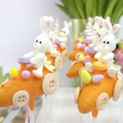 Rasende Karotte mit Turbo-Osterhase