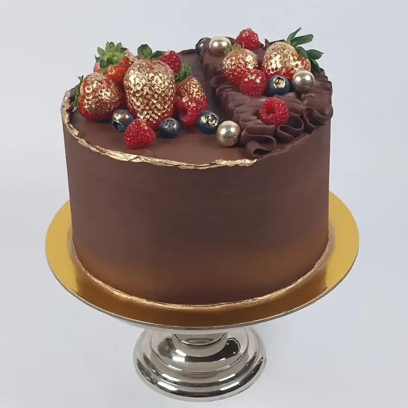 Luxury Fruits Cake